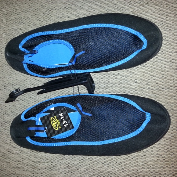 athletic works non slip shoes